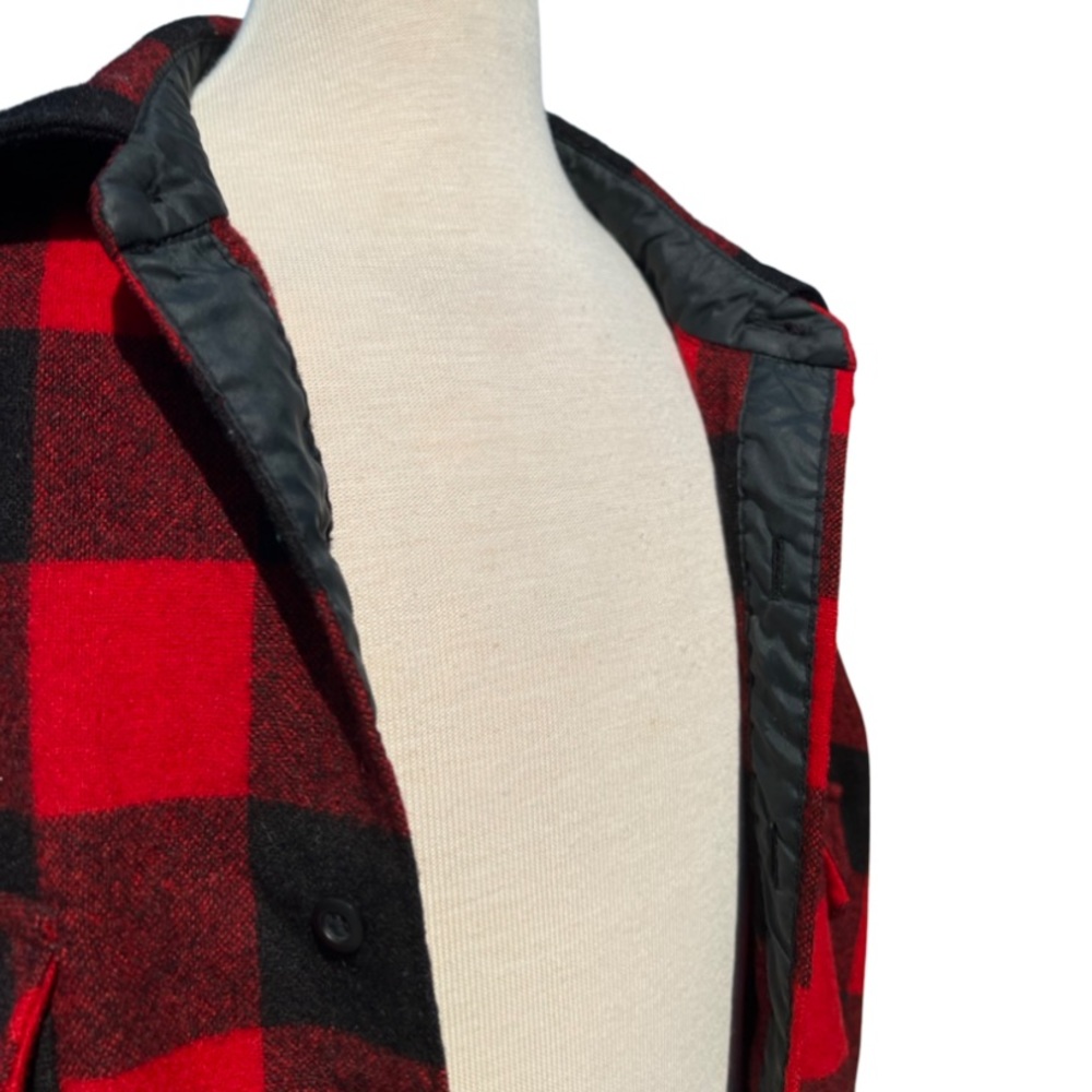 Pendleton 100% Virgin wool Red and Black Plaid Classic Lumberjack Flannel - Picture 4 of 8